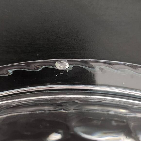 Vintage Glass Oven-Proof Pie Plate Round Serveware Glass Raised Fruit Design - Picture 4 of 7